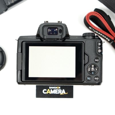 Canon EOS M50