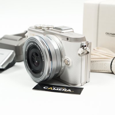 OLYMPUS EPL8