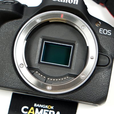 Canon EOS R50