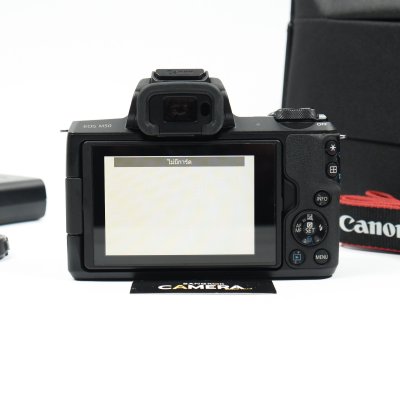 Canon EOS M50