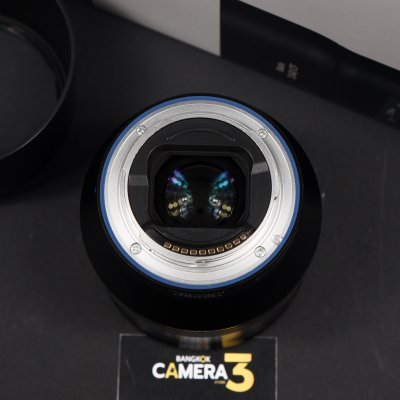 Zeiss Batis 40mm F2 CF Macro