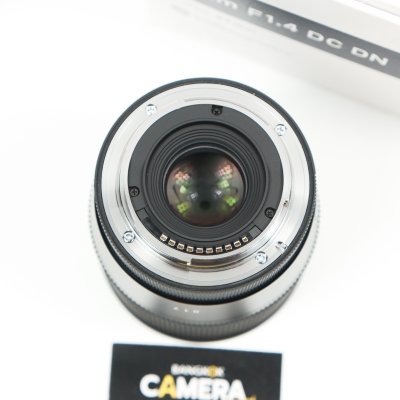 SIGMA 16mm F1.4 DC DN