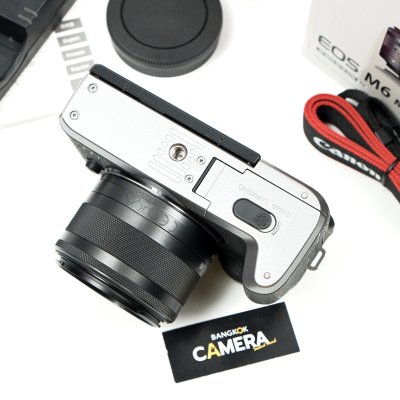 Canon EOS M6II