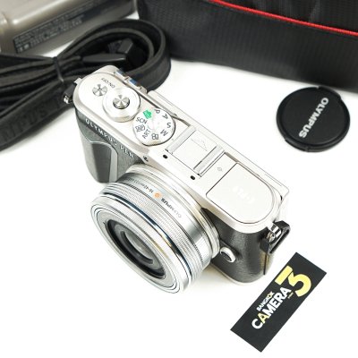 Olympus EPL9