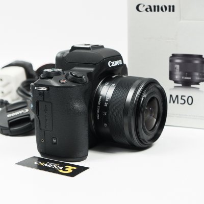 Canon EOS M50