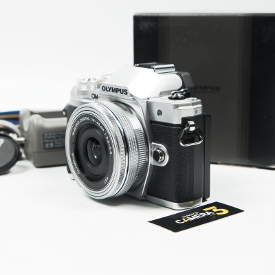 Olympus EM10 III
