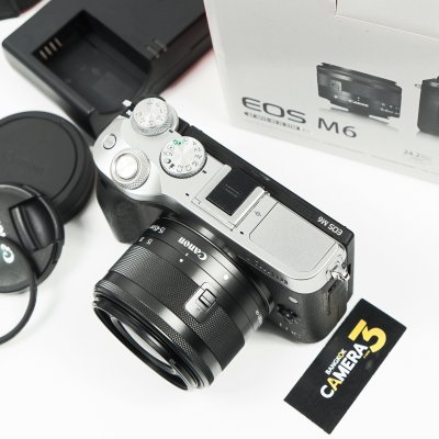 Canon EOS M6