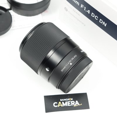 SIGMA 30mm F1.4 DC DN