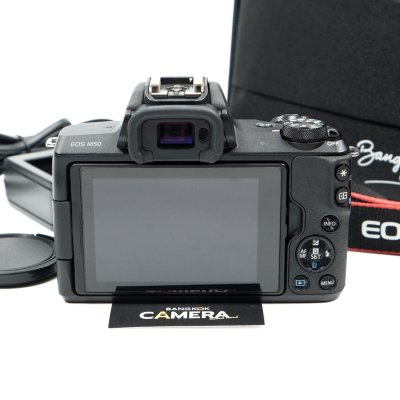 Canon EOS M50