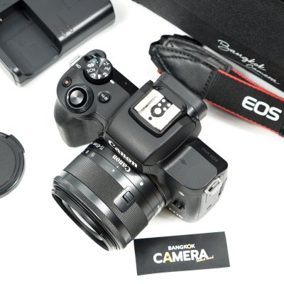 Canon EOS M50