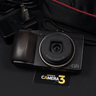 Ricoh GR III
