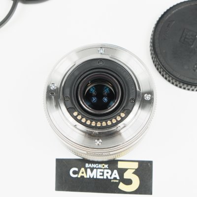Zuiko 17mm F1.8