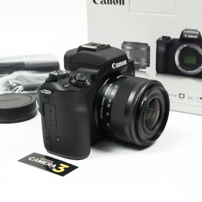 Canon EOS M50