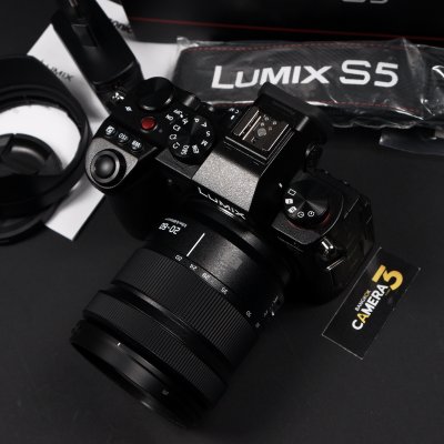 Lumix S5