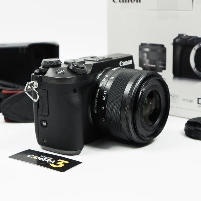 Canon EOS M6