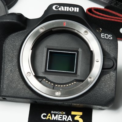 Canon EOS R50