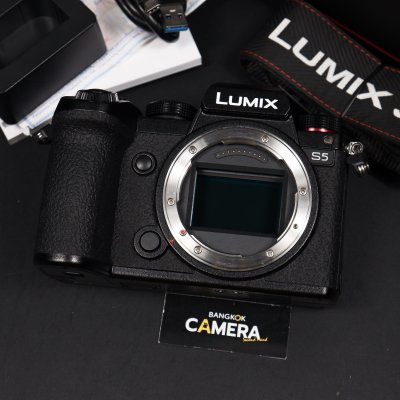 Lumix S5 Body