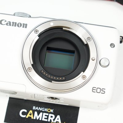 Canon EOS M10