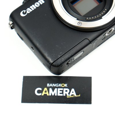 Canon EOS M10