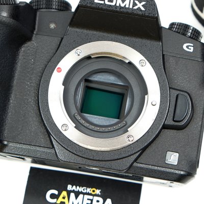 Lumix G85