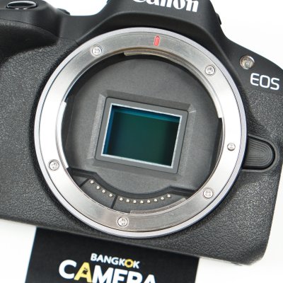 Canon EOS R50