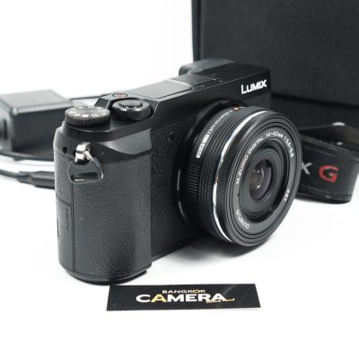 Lumix GX85 + Zuiko 14-42mm