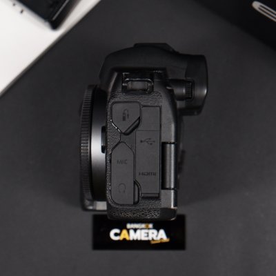 Canon EOS R