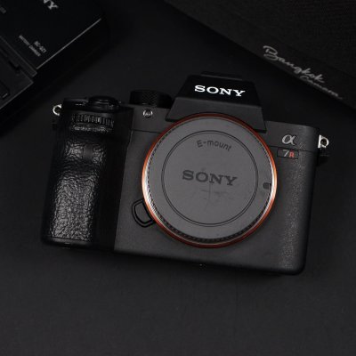 Sony A7R III Body