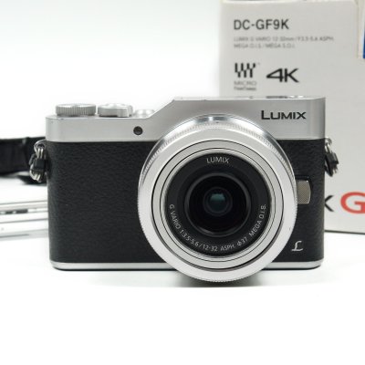 Lumix GF9