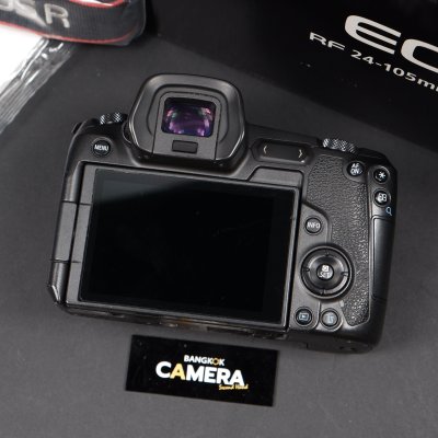 Canon EOS R