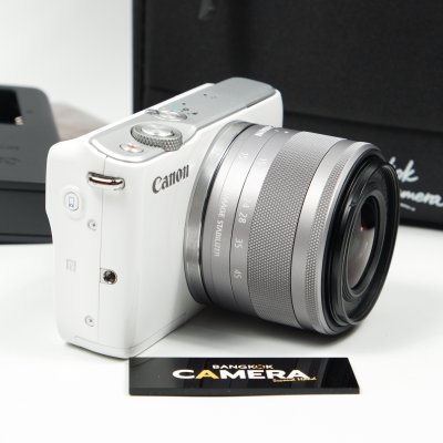 Canon EOS M10