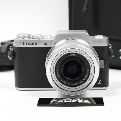 Lumix GF8