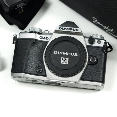 Olympus EM5 II Body