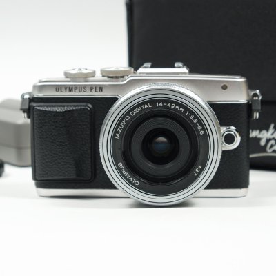 OLYMPUS EPL7