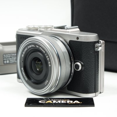 OLYMPUS EPL8