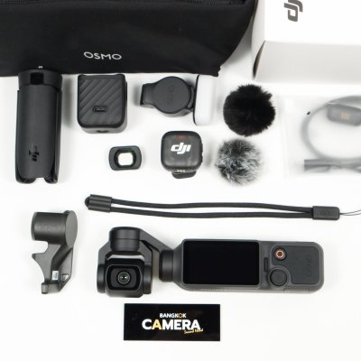 DJI OSMO Pocket 4 Creator Combo