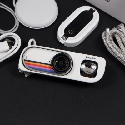 Insta360 GO 3S  Retro