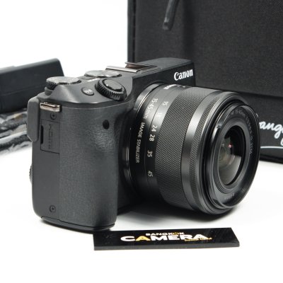 Canon EOS M3