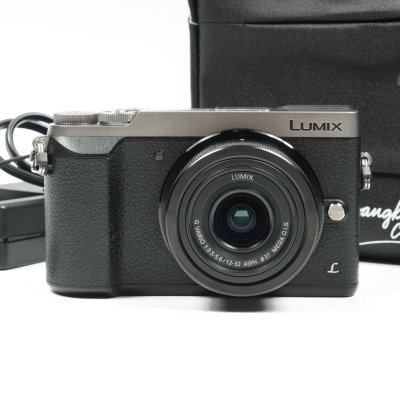 Lumix GX85