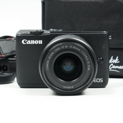 Canon EOS M10