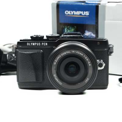 OLYMPUS EPL7