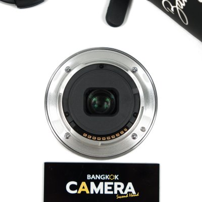 E16mm F2.8