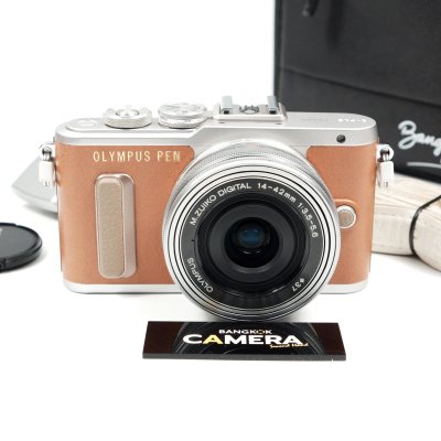OLYMPUS EPL8