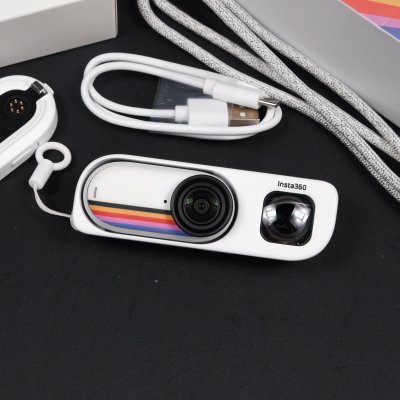 Insta360 GO 3S  Retro