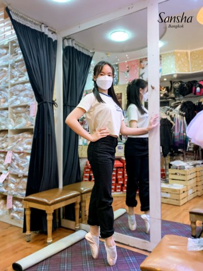 FITTING POINTE SHOES