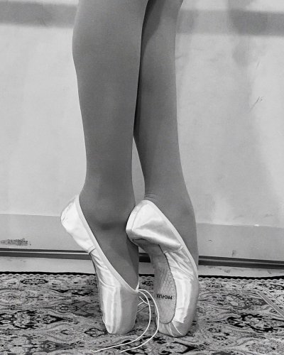 FITTING POINTE SHOES