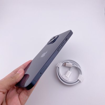iPhone 13 128GB Midnight