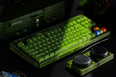 8BitDo Retro 87 Mechanical Keyboard - Xbox Edition