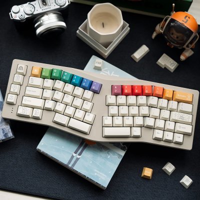 FBB After The Rain Keycap Set - White