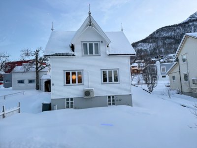 Norway Northern Lights Hunting 